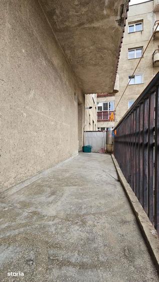Apartament cu 2 camere decomandat, mobilat în Centrul Civic