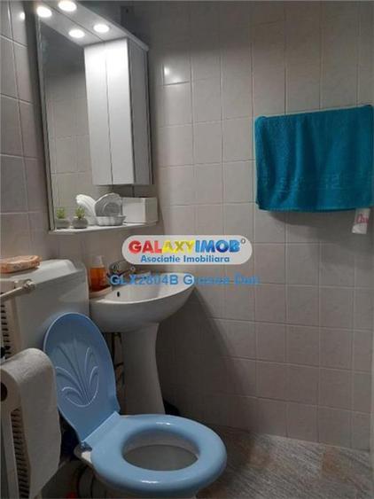 Apartament cu 3 camere decomandat în Unirii