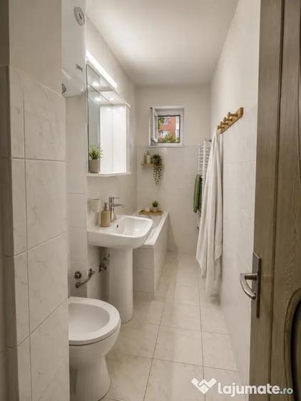 Apartament cu 2 camere semidecomandat în Casa de Cultură
