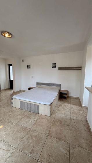 Garsoniera Moderna in Bloc Nou | Parcare Proprie, Balcon Spatios - 2