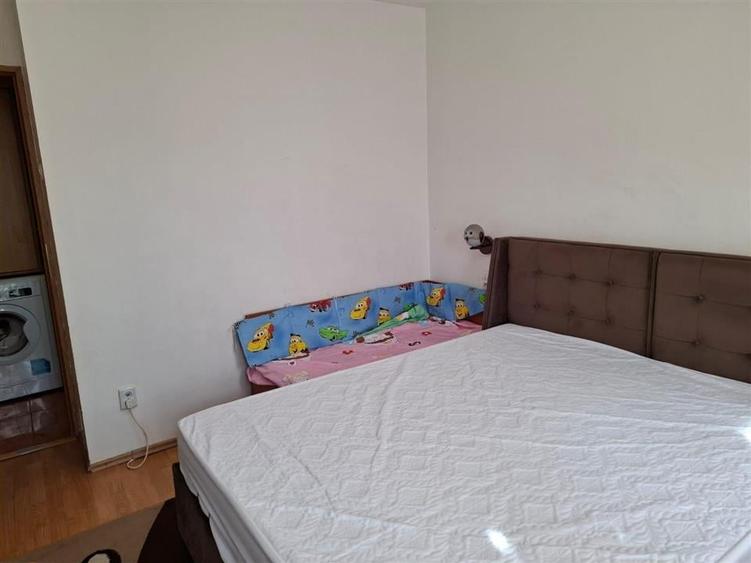 Inchiriere apartament 2 camere, zona 9 Mai - 9