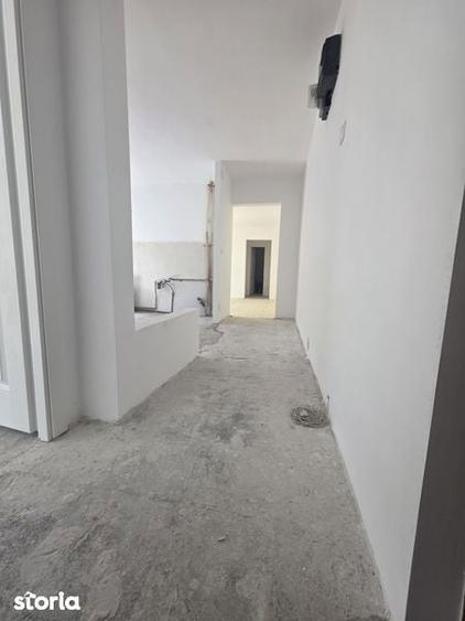 Apartament 3 camere etajul 2 renovat - 1