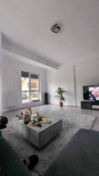 Inchiriez garsoniera in Sector 4 - 7