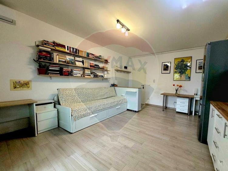 Apartament cu 1 camere de vânzare - 3