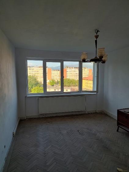 Vând urgent apartament ĺa doar 6 km de stațiunea STRAJA - 1