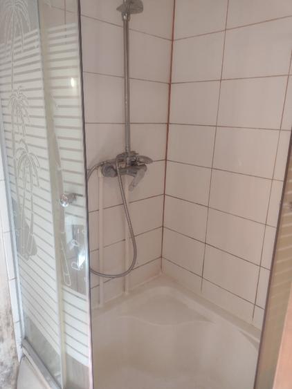 Închiriez garsonieră  - 2