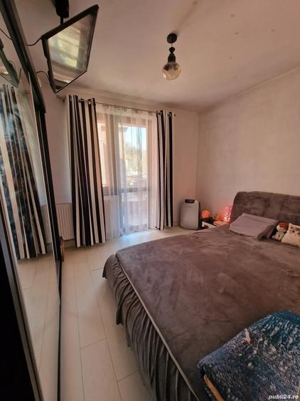 Inchiriez pe termen lung 250E Vand apartament la cheie-3 camere, Aninoasa, jude? Hunedoara - 1