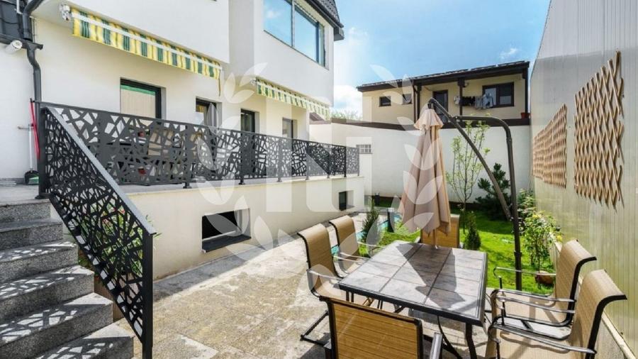 Spațiu Comercial | Show Room Sector 1 - 1