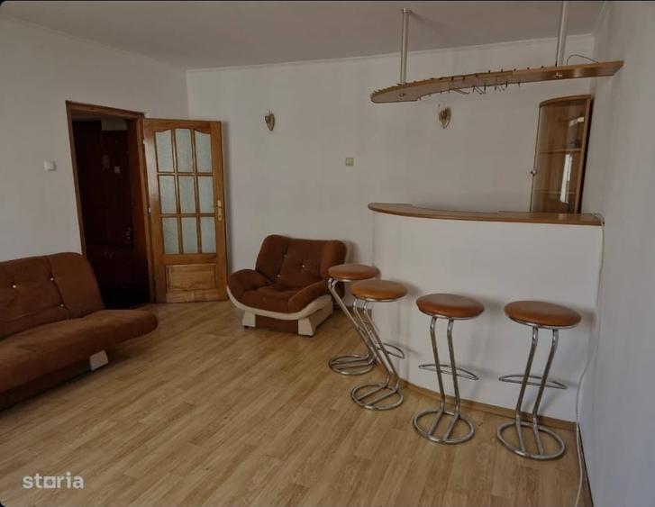 Eroii Revolutiei-Cornetului-Apartament de 3 camere cu centrala termica proprie - 2