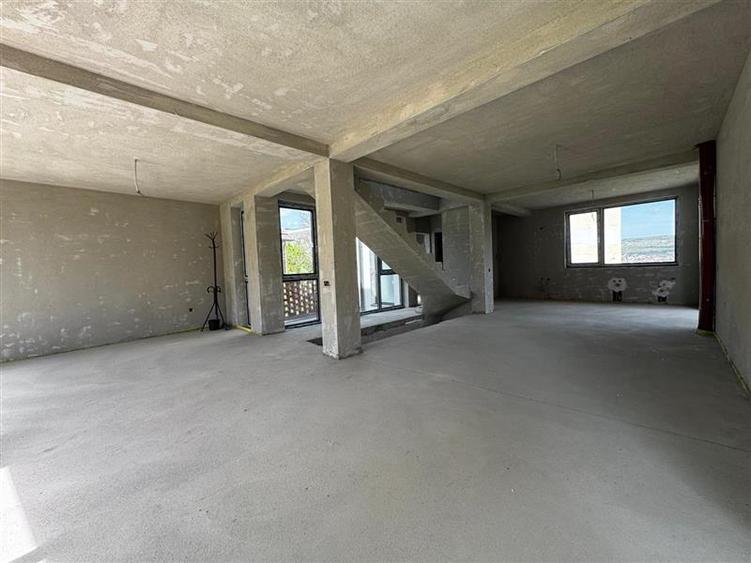 Casa Individuala S+P+ET.+ET Retras situata in cartierul Gruia! - 9