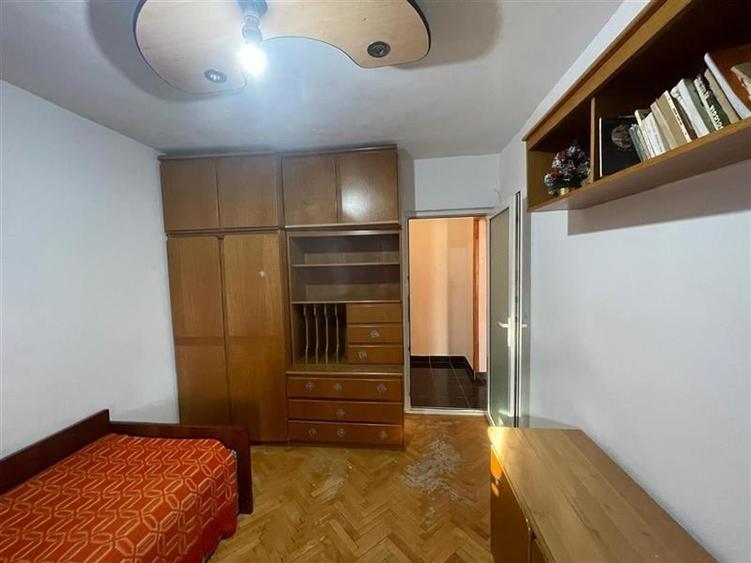Apartament cu 3 camere de vanzare zona E3 Tulcea - 5