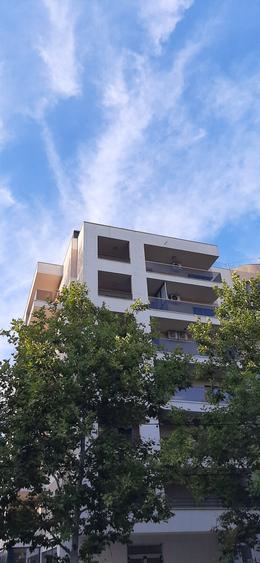 Spatiu comercial pretabil birou/cabinet stomatologic - 1