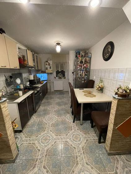 Vand apartament 2 camere - 9