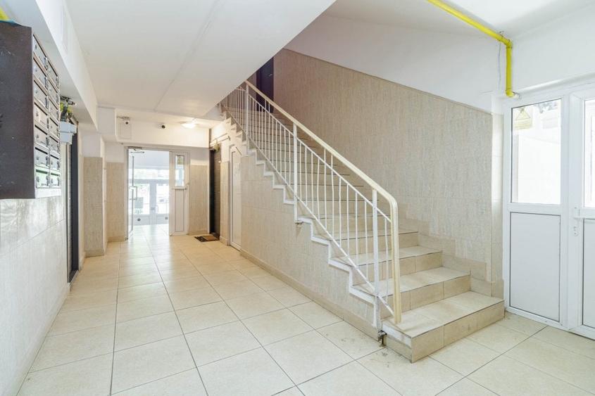 Apartament spatios, cu centrala - langa Mall Vitan - 11