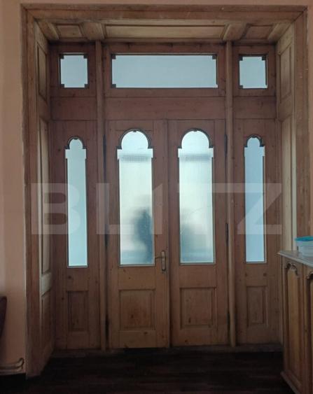 Casa cu 4 camere, 191 mp, zona Centrala, 0% Comision - 11