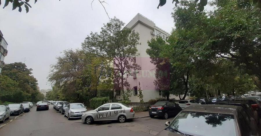 Garsoniera Pia?a Muncii - Aproape de Metrou - 12