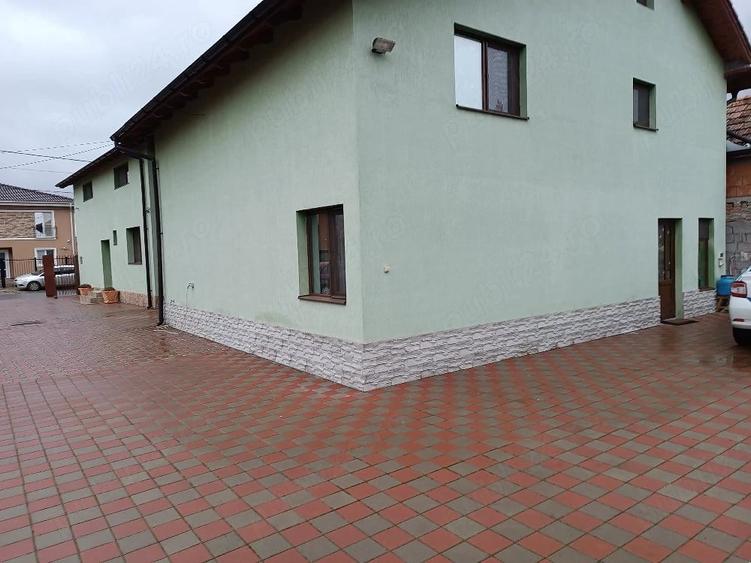 Apartament cu 2 camere decomandat în Ghiroda