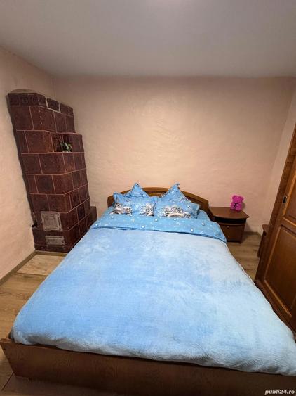 Vand casa cu teren generos (2000 mp) in Baneasa, jud. Constan?a 2 intrari separate - 2