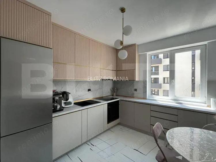 Apartament de inchiriat, cu 4 camere, 90 mp, zona Ampoi3 Apartament de inchiriat, cu 4 camere, 90 mp, zona Ampoi3