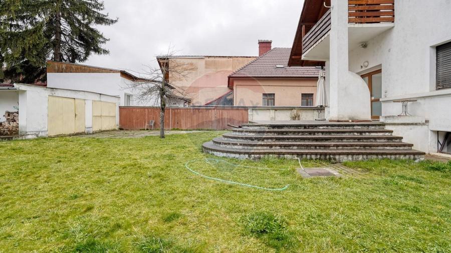 Casă / Vilă cu 9 camere de închiriat în zona Centrul Civic! - 19