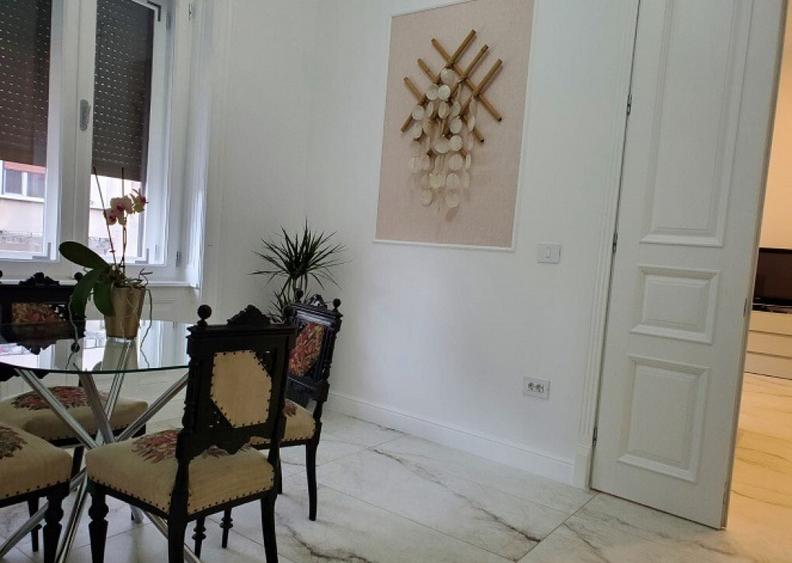 Inchiriez apartament 3 camere zona Ultracentrala - ID : RH-40067 - 3