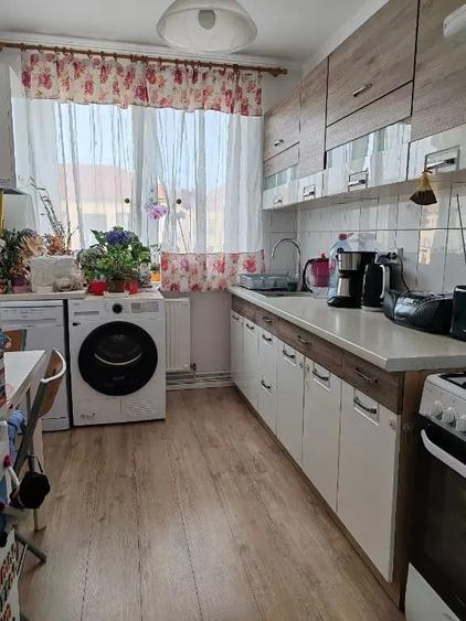 Ap. 3 camere plus garaj - 8