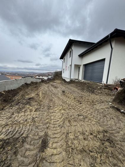 Vind casa in Dezmir - 6