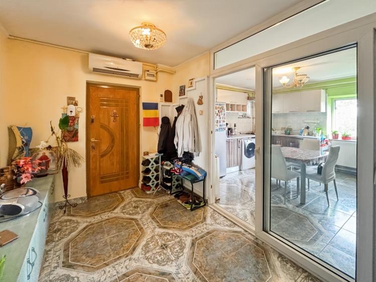 Apartament 3 camere | Vedere la mare  si parcare | Faleză Nord | Comision 0% - 10