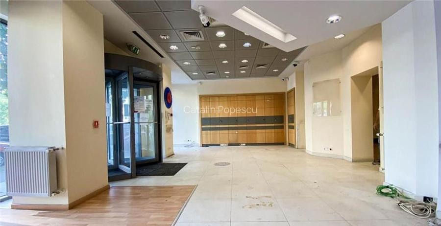 Spatiu stradal 130mp Mosilor Spatiu stradal 130mp Mosilor