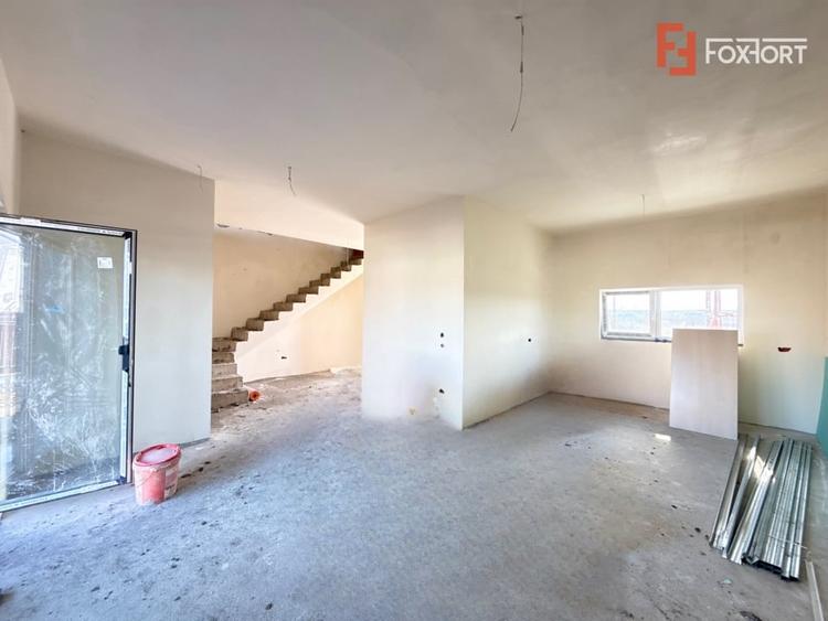 COMISION 0% Triplex cu 4 camere de vanzare in localitatea Sacalaz - 2