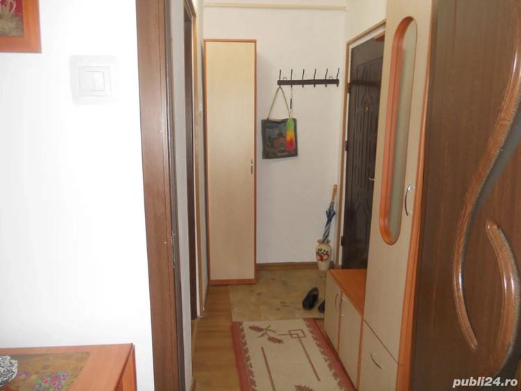 Inchiriez apartament cu 2 camere - 1