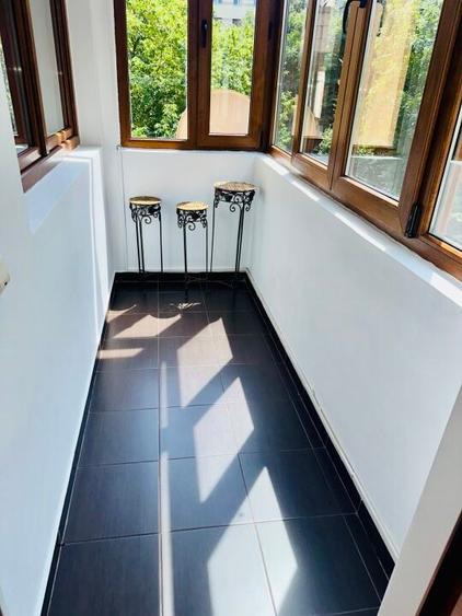 Stefan cel Mare - Mosilor 3 camere 125 mp utili etaj 2/5 constructie 2007 - 4