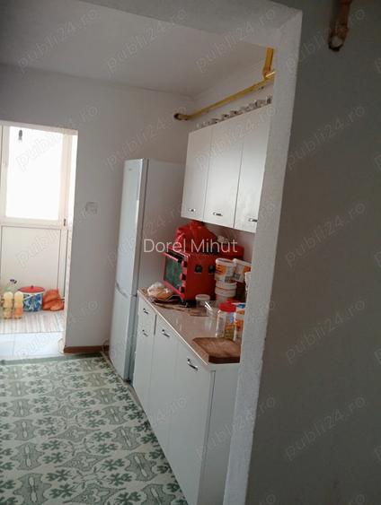 Vand apartament cu trei camere in Matasari proprietar 29 900 euro