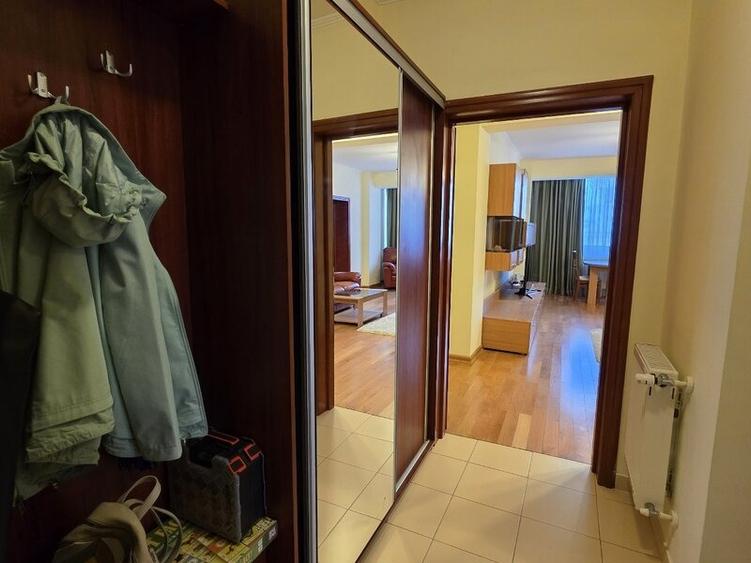 Apartament 3 camere Calea Victoriei colt str.Piata Amzei - 11