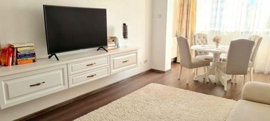 Decomandat cu incatatoare vedere, Vlahuta, Brasov - 2