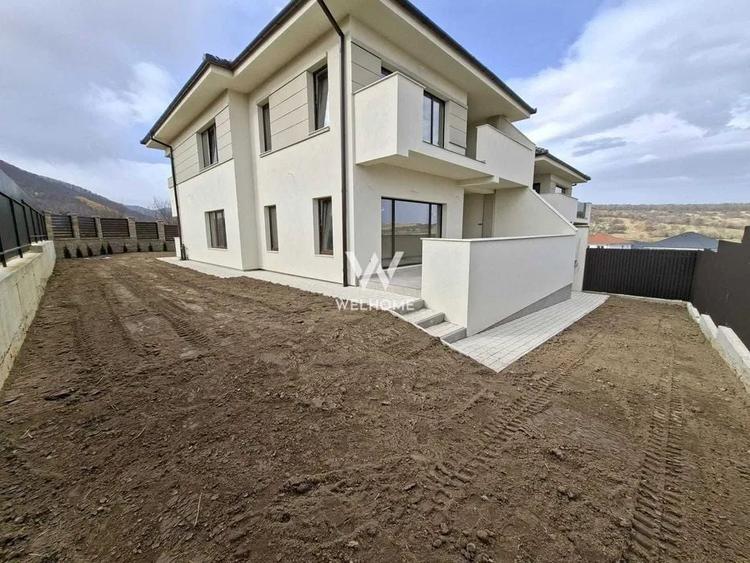 Casă individuală cu priveliște spectaculoasă catre Cisnădioara - 3