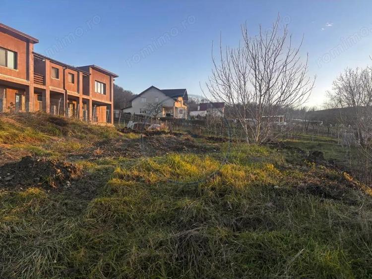 Teren Intravilan 700mp valea jelnei - 5