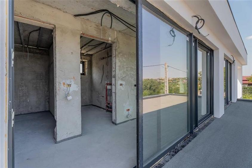 Vila in stil mediteranean cu vedere la lac - 7