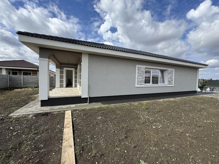 Casa Individuala Parter Sanmihaiu Roman,4 Camere,2 Bai,Proiect Modern - 7