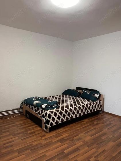 Inchiriez garsoniera, zona Aleea Plopilor - 5