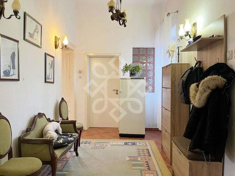Casa cu 4 camere de vanzare in zona centrala din Oradea - 4