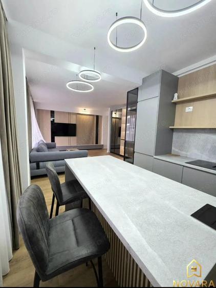 Apartament 3 camere central exclusivist cu 2 parcari - 1