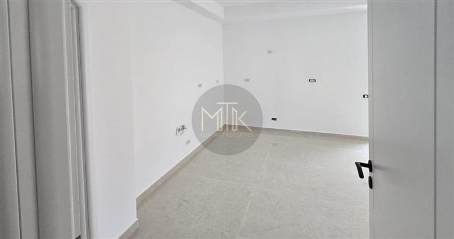 2025 | Vila duplex noua 4 camere + mansarda | Curte libera 400 mp | OTOPENI - 8