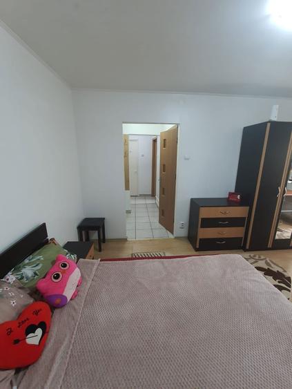 Proprietar. GARS 32 mp utili. 3 minute metrou . - 5