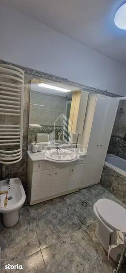 Apartament cu 3 camere, mobilat în Punctele Cardinale