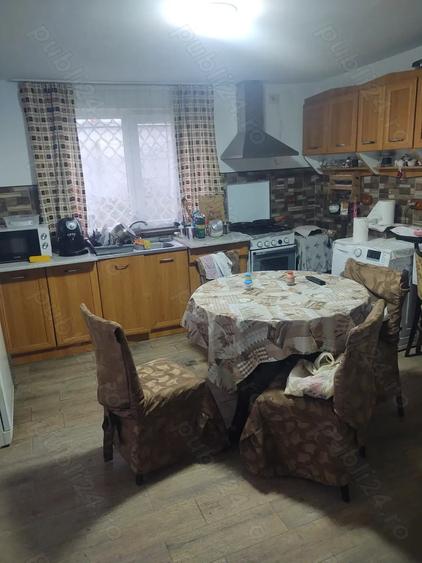 Casa de vanzare cartier Pipirig - 5