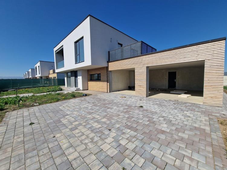 Casă modernă-inteligentă- a viitorului  și a  familiei tale ! - 5