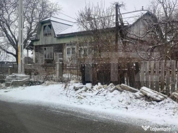 Teren intravilan de vanzare, 1290 mp, zona Lisaura - 1