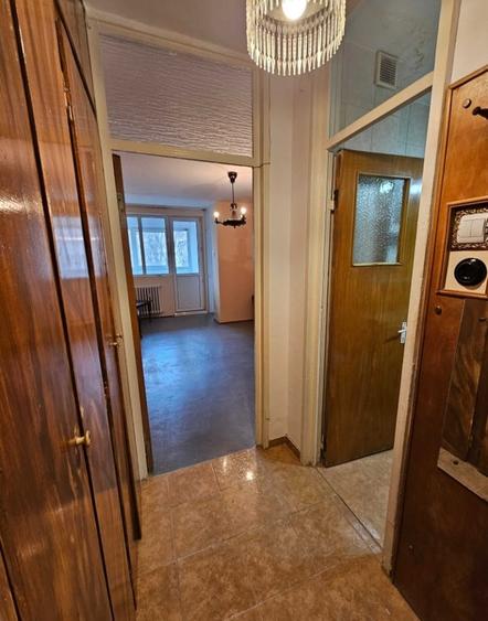 Piata Delfinului - 4