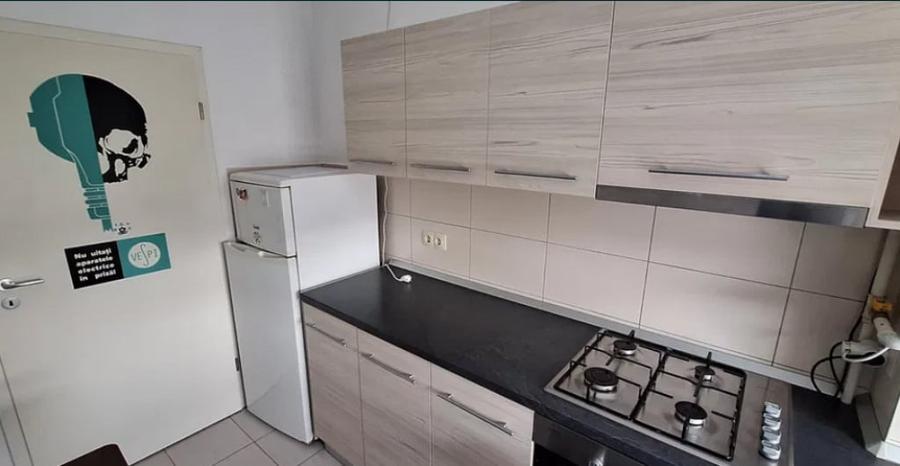 Apartament cu 2 camere decomandat în Avantgarden